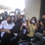 Penampakan Coki Pardede Saat Digiring ke Polres Metro Tangerang