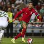 Momen Cristiano Ronaldo Tampar Pemain Lawan di Laga Portugal vs Irlandia
