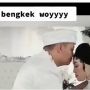 Kocak, Make-up Pengantin Wanita ini Nempel ke Wajah Suami saat Cium Kening
