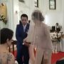 Minati Atmanegara Nikahkan Anak di Gereja, Iringan Lagu Rohani Jadi Sorotan