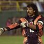 Alasan Kiper Legendaris Kolombia Rene Higuita Pilih Operasi Plastik
