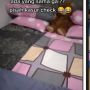 Viral Kasur Pasutri Separuh Bagian Tak Diberi Seprai, 'Tidur Istri Banyak Ritual'