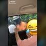 Cinta Bersemi di Lampu Merah, Pria Ini Lakukan Aksi Tak Terduga saat Naik Motor