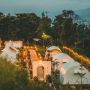 5 Rekomendasi Tempat Glamping Bogor, Berkemah di Alam Dengan Fasilitas Mewah
