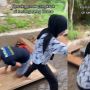 Nongkrong Sambil Ngopi di Tengah Sungai, Endingnya Malah Gagal Romantis