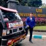 Anti Mainstream, Mahasiswa UM Ini Pakai Pick Up ke Kampus
