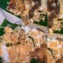 Cewek Temukan Hewan Menggeliat dalam Nasi Padang, Auto Enggak Nafsu Makan