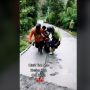 Otaknya di Mana? Viral Pemotor Terobos Jalanan Baru Dicor Ditonton 2 Juta Kali