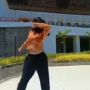 DIKECAM! Viral Wanita Joget TikTok Kelihatan Pusar di Lingkungan Masjid Raya
