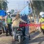 Demi Hindari Tilangan Polisi, Aksi Wanita Ini Bikin Warganet Ngakak