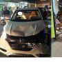 Bikin Geger! Honda HR-V Tabrak 3 Gerobak Pedagang hingga Rusak, Warga Langsung Serbu Sopir