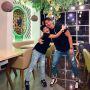 8 Potret Kompak Sonny Septian dan King Faaz, Makin Lama Makin Mirip!