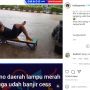 Viral, Aksi Santai Warga Balikpapan Ketika Banjir, Warganet: Wajib Beli Jetski Buat Keluar