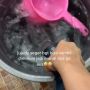 Viral Cewek Pamer Disuruh Ibu Kos Mandi Pakai Air Galon: Berasa Jadi Raisa