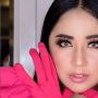 Terima Tantangan Nikita Mirzani Beradu Tinju, Dewi Perssik Minta Holywings Sediakan Uang 1 M