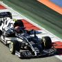 Tabrak Trotoar "Pisang", Sayap Depan Mobil Pierre Gasly Lepas