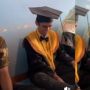 Viral Mahasiswa Wisuda Online Tak Sama Ortu, Tapi Sosok Berjilbab di Samping Bikin Ngakak