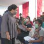Blusukan ke Tambora, Ketua DPR Pantau Vaksinasi dan Beri Bantuan ke Warga