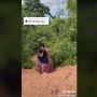 Cuma Pakai Gamis dan Sandal, Viral Nenek 74 Tahun Berhasil Mendaki Gunung