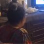 Viral Nenek Biasa Nonton TV Jam 3 Pagi, Acara yang Dilihat Bikin Cucu Heran