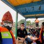 Sandiaga Uno Beri Solusi dengan Membelikan Perahu untuk Pemuda Desa Burai