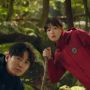 7 Pesona Jun Ji Hyun Sebagai Penjaga Gunung di Drakor Jirisan, Karakternya Kuat