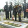 Peringati HUT TNI, Pangdam III Siliwangi Tabur Bunga di TMP Cikutra