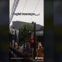 Jalanan Ditutup, Pria Ini Pede Nyelonong Masuk Kondangan demi Pergi ke Warung