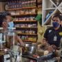 Gelar Operasi Hasil Tembakau Ilegal, Kantor Bea Cukai Sasar Distributor Hingga Pengecer