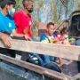 Viral Atlet NTT Peraih Emas di PON Pulang Naik Mobil Pikap Terbuka, Miris Sekali