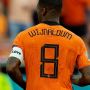 Mulai Jarang Main di PSG, Louis van Gaal Kasih Ultimatum ke Wijnaldum