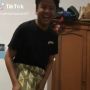 Istri Tertawa Terpingkal-pingkal Lihat Suami Salat, Penyebabnya Tak Terduga
