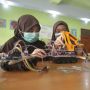 Pelajar MTsN di Banda Aceh Ciptakan Mobil Robot Medis Covid-19