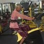 Viral Nenek Pakai Kebaya Fitness di Gym, 'Ade Rai Ketar-ketir Melihat Ini'