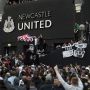 Pendukung Penuhi Stadion St. James'Park Usai Newcastle Resmi Dibeli Pangeran Arab Saudi
