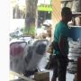 Viral! Gara-gara Tak Diberi Uang, Pengamen di Pekalongan Ini Ngamuk