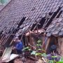 Hujan Angin Terjang Bogor 7 Rumah Rusak, 4 Unit Mobil Ringsek