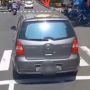 Benda Asing di Atas Nissan Grand Livina Jadi Sorotan, setelah Dizoom Bikin Ngakak