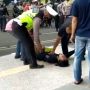 Video Detik-Detik Polisi Banting Mahasiswa Demo di Kantor Bupati Tangerang