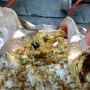 Makan Gulai, Pria Ini Curiga saat Lihat Bagian Kepalanya: Ular atau Ayam?