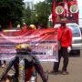 Blokade Jalan di Depan Gedung Sate, Segini Kenaikan Upah Minimum yang Diinginkan Buruh