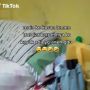 Main ke Kos Teman, Wanita Ini Heran Baca Tulisan di Karpet: Kayak Ada yang Aneh