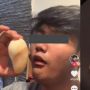 Heboh Laki-laki Ini Dadar Telur Ular, Netizen Langsung Mual