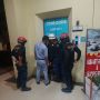 Tragis, Tukang Instalasi Listrik Tewas Terjepit Lift di Ruko Taman Surya Jakbar