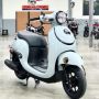 Honda Hadirkan Motor Matik Bergaya Retro, Mirip Scoopy nih!
