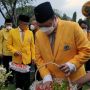 Gelar Tabur Bunga di TMP Kalibata Sambut HUT ke-57 Golkar, Begini Pesan Airlangga