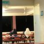 Pertama Masuk Kuliah, Mahasiswi Ini Langsung Viral Gegara Charger Laptop