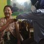 Lansia Tertua Berusia 102 Tahun di Kota Tegal Ikuti Vaksinasi Covid-19