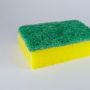 Jadi Sarang Bakteri, Kapan Spons Cuci Piring Harus Diganti?