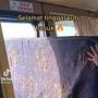 Viral Video Awak Kapal Santuy Buang Kasur ke Laut Sambil Bersorak, Tuai Kecaman